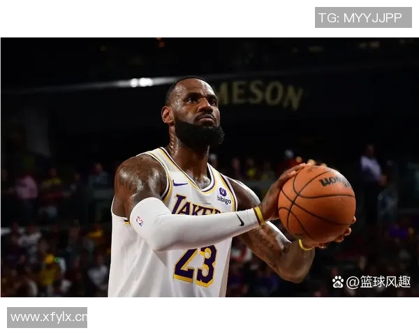 雄鹿与湖人精彩对决直播视频全程回放与赛后分析 雄鹿与湖人精彩对决直播视频全程回放与赛后分析