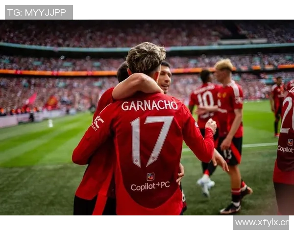 曼联与切尔达激战联赛巅峰对决球迷期待精彩瞬间 曼联与切尔达激战联赛巅峰对决球迷期待精彩瞬间