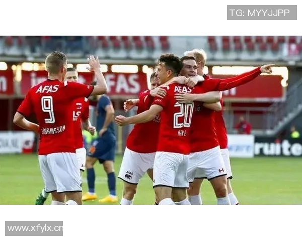 拿玻里与阿尔克马尔激战正酣谁能在欧战中笑到最后