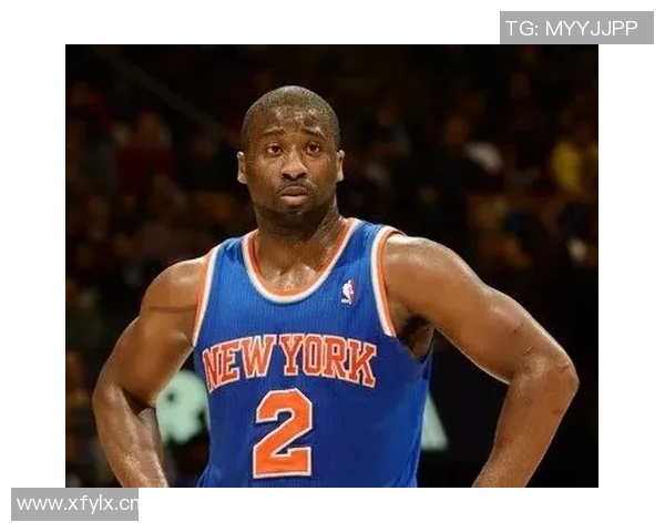 尼克斯与热火激烈对抗赛场冲突引发球迷热议与关注